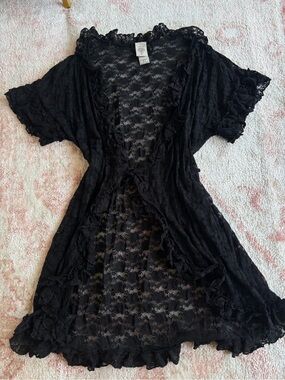 In Bloom By Jonquil black lace short sleeve wrap